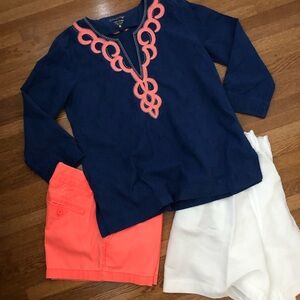 Lilly Pulitzer navy blue embroidered tunic top womens small